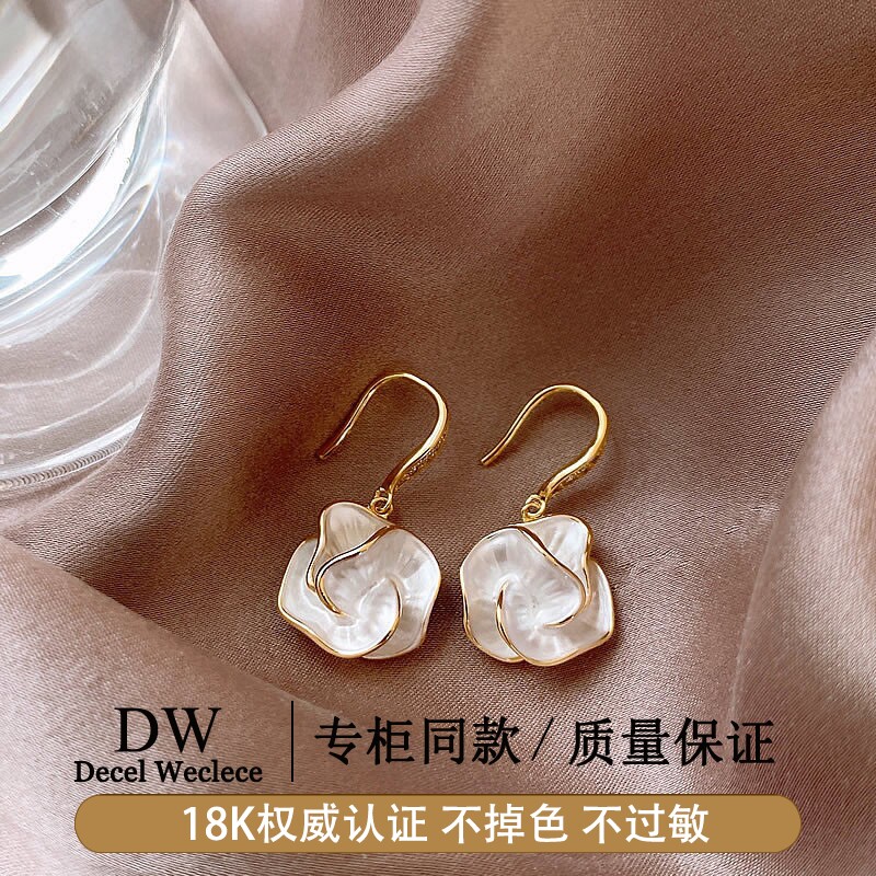 奥特莱斯【品牌撤柜1折】山茶花朵耳环女AU750耳钉独特耳坠耳饰