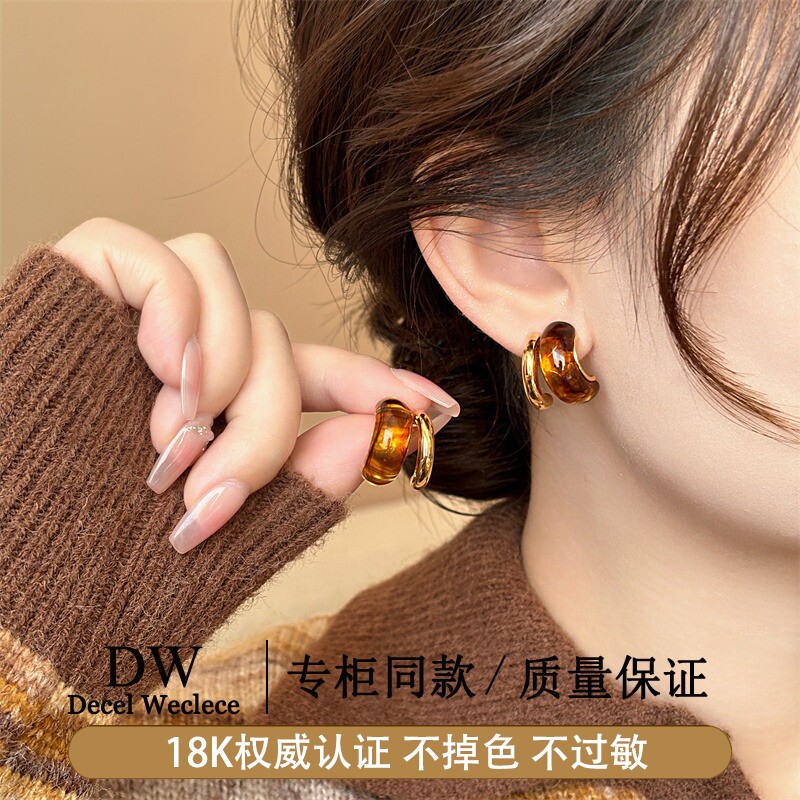 奥特莱斯【专柜正品】18K金AU750复古耳环女耳钉精致耳饰