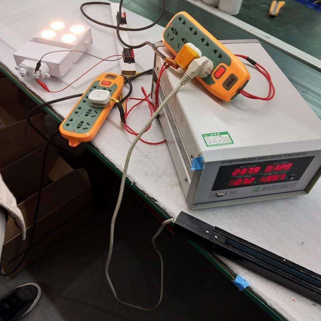 供应LED 服装店酒店博物馆无主灯轨道射灯20W