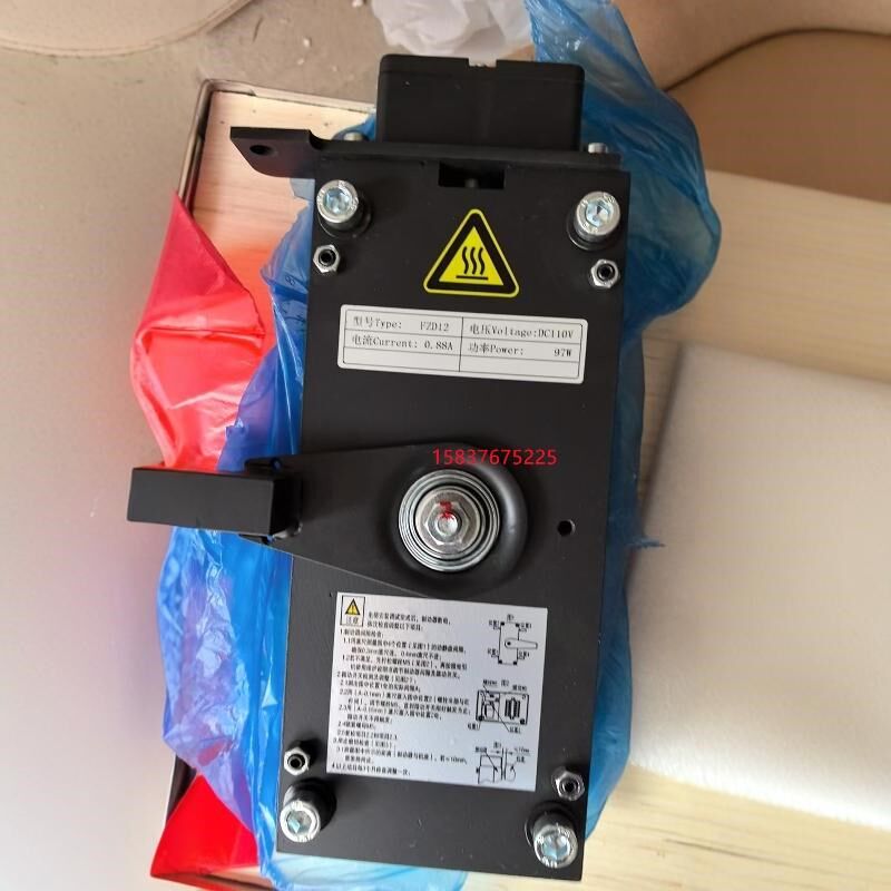 康力电梯FZD12制动器 通润制动器电梯抱闸GTW8曳引机通力电梯配件