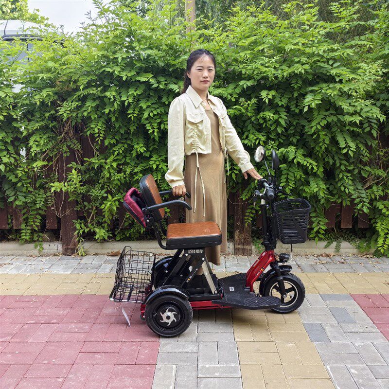 折叠老年代步便携时尚电动三轮车