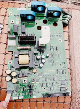 丹佛斯变频器FC360系列37 30KW电源板132B6172