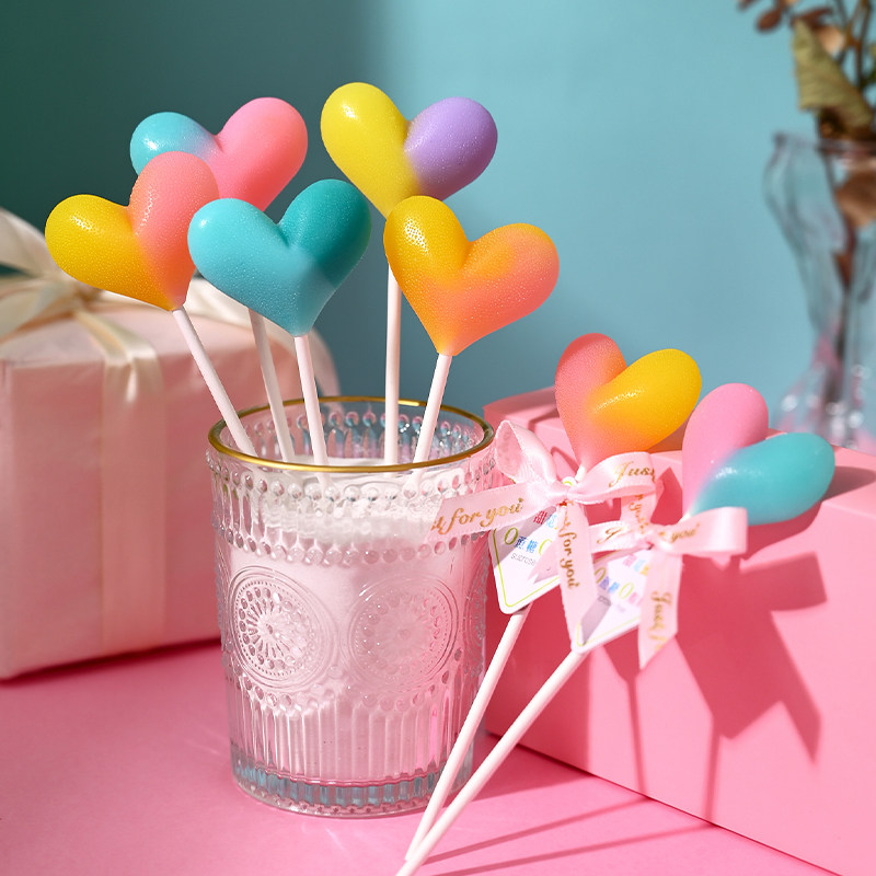 高颜值渐变爱心棒棒糖心形糖果无蔗糖零食商场餐饮店活动小礼品
