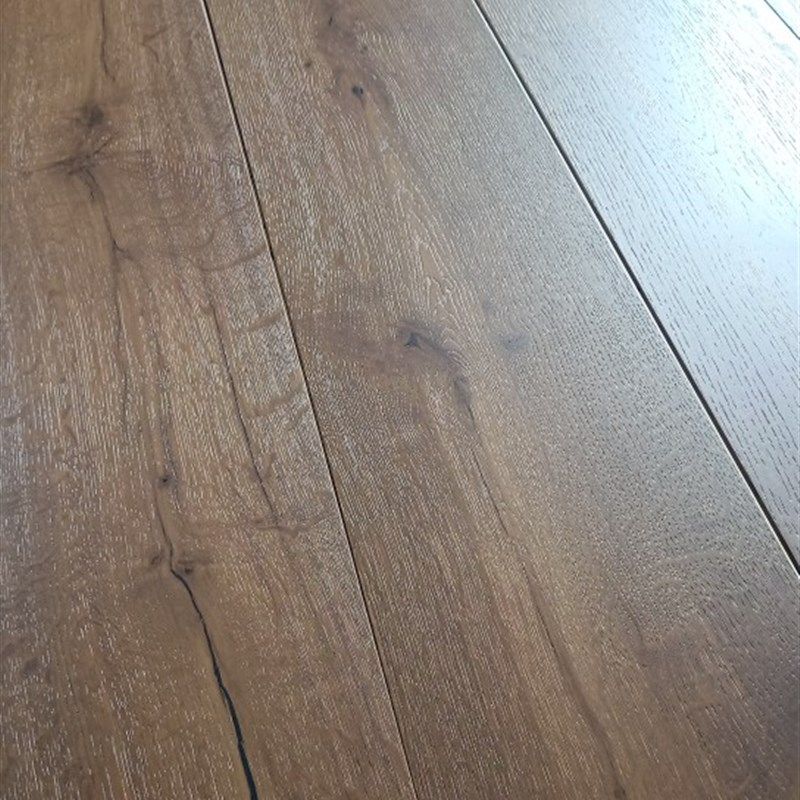 橡木实木三层锁扣地板 烟熏色 表皮四毫米橡木 大锁扣地板 uv耐磨