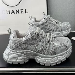 厚底轻便防滑老爹鞋女2026新款春款女款鞋子女爆款软底不累脚百搭