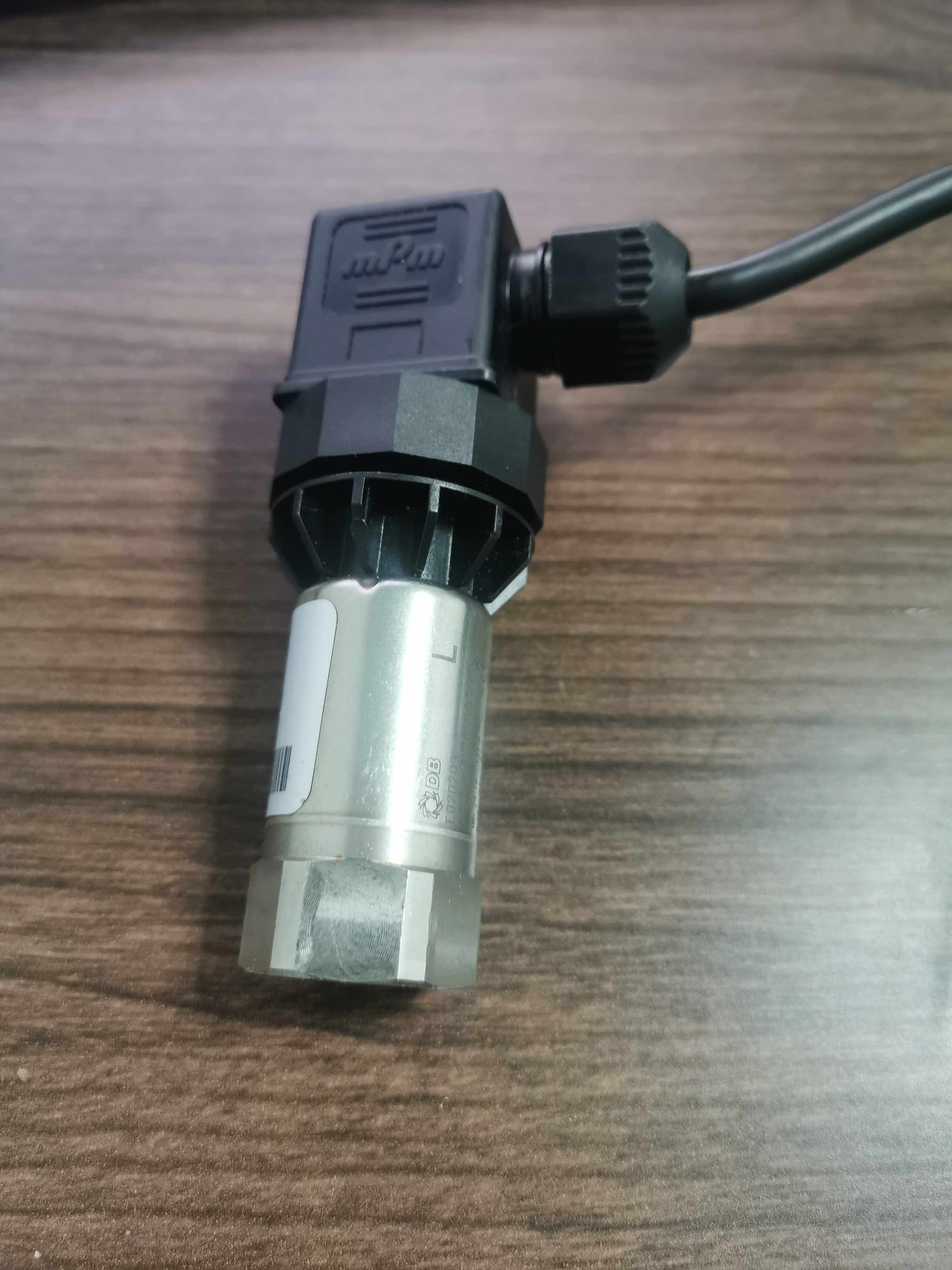 顿汉布什新款压力传感器变送器 -14.5-185.5psi 500psi 1-6v