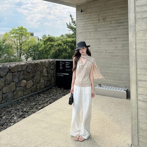 日常韩系通勤荡领针织无袖背心