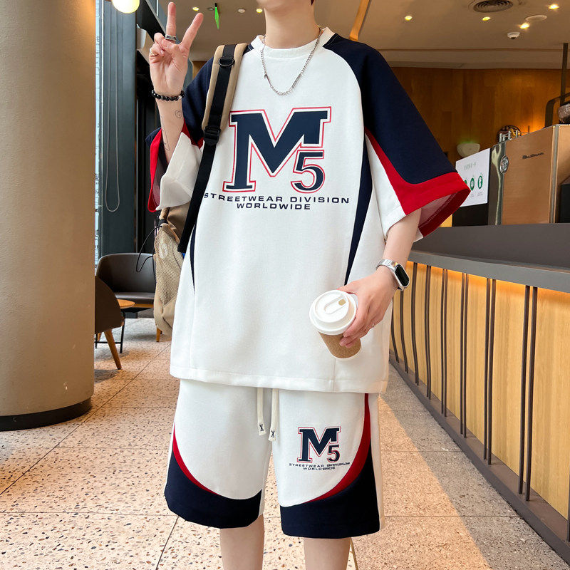 夏季新款青少年港风时尚休闲运动套装个性印花设计宽松百搭两件套