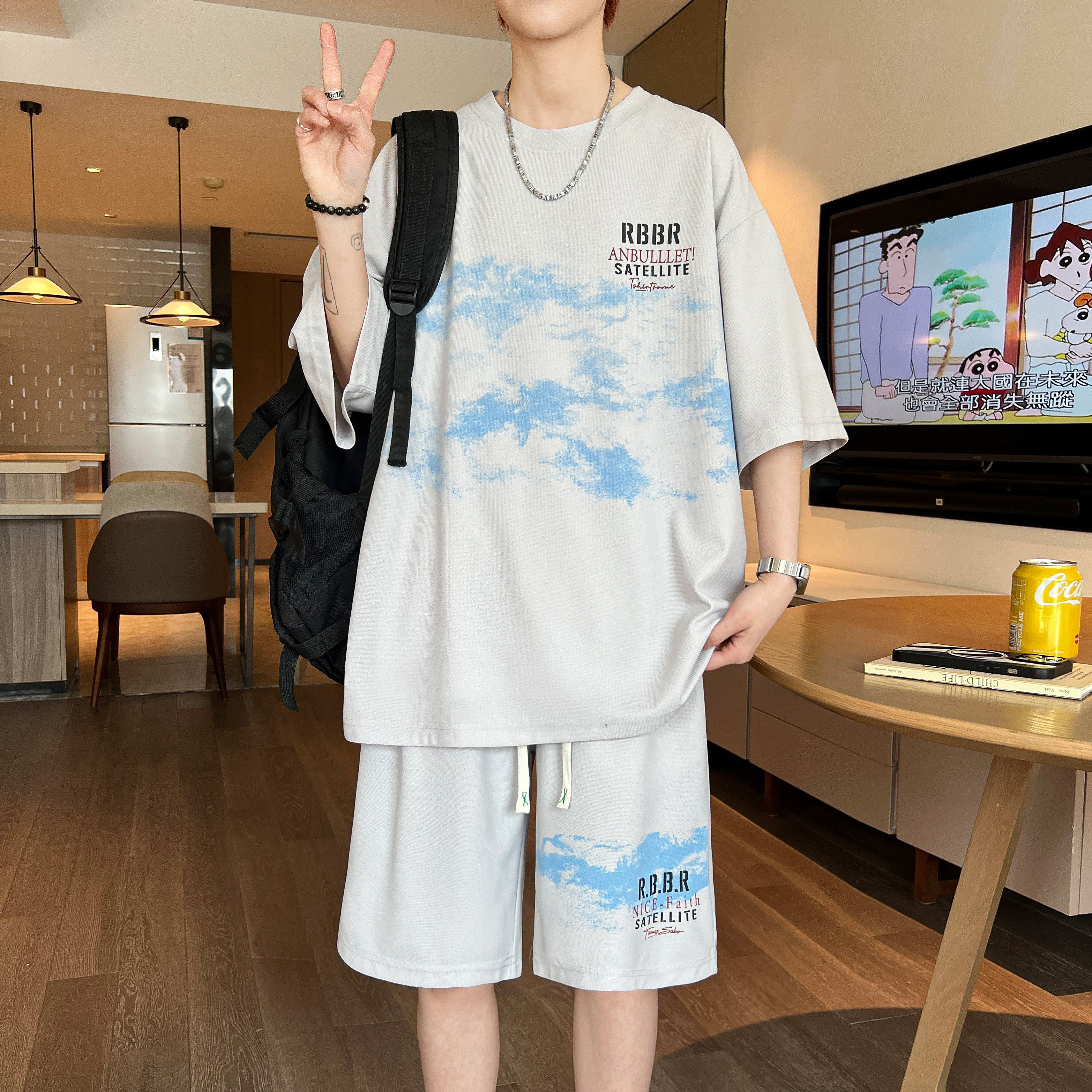 夏季穿搭青少年美式渐变印花休闲套装垂感有型清爽百搭男生两件套