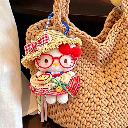 正版三丽鸥凯蒂猫毛绒包挂件