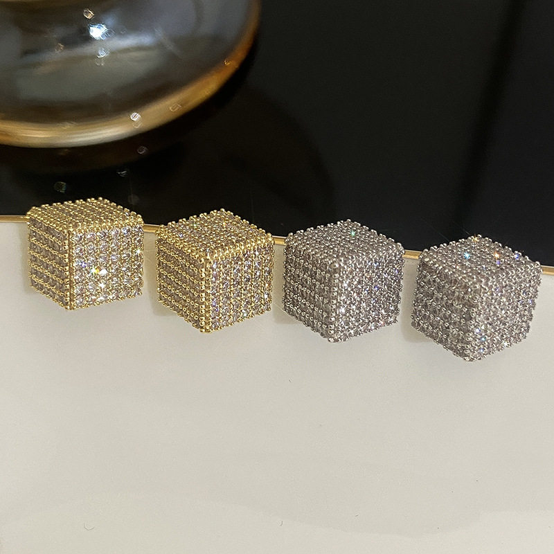 立体几何方形高级感耳环年新款潮韩国网红气质耳饰大气耳钉女,饰品/流行首饰/时尚饰品新,耳钉,淘宝优惠券,粉丝福利购,淘宝优惠卷