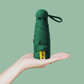 黑胶雨伞遮阳折叠礼品伞晴雨太阳伞定制防晒胶囊五折广告伞伞帽