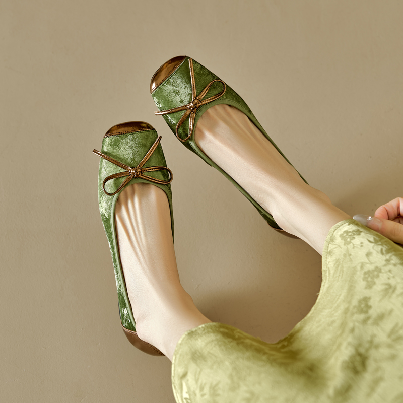 新中式国风软皮软底蝴蝶结平底单鞋女法式拼色浅口芭蕾舞奶奶鞋