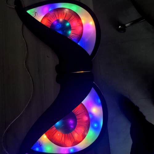 FGMZ001-008跨境万圣节发光眼睛 悬挂木质LED眼睛灯节日氛围装饰