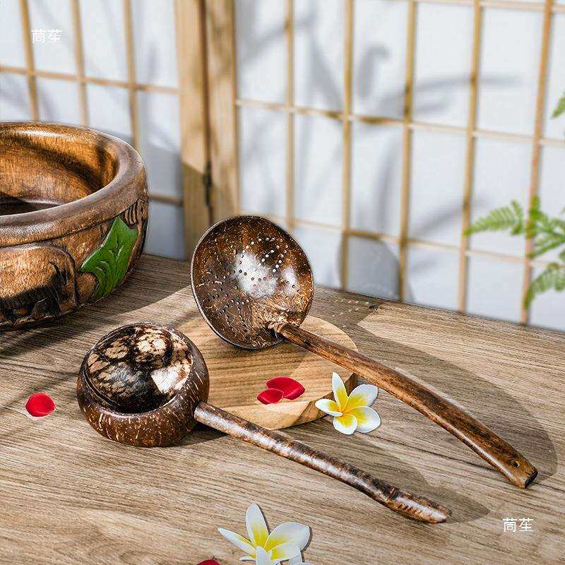 泰国椰壳水瓢日式木质长柄勺子家用SPA 舀水舀米勺浇花草木瓢容器
