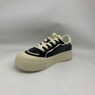 款 货号950 40码 播间为准 播 式 品牌鞋 撤柜孤品 一双 码 鞋