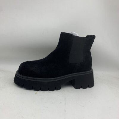 鞋码37码一双 撤柜孤品 品牌鞋 款式播 播间为准 货号1546