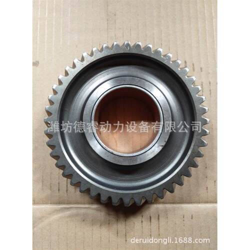 潍柴WD615WD10柴油机用61560050053中间齿轮总成