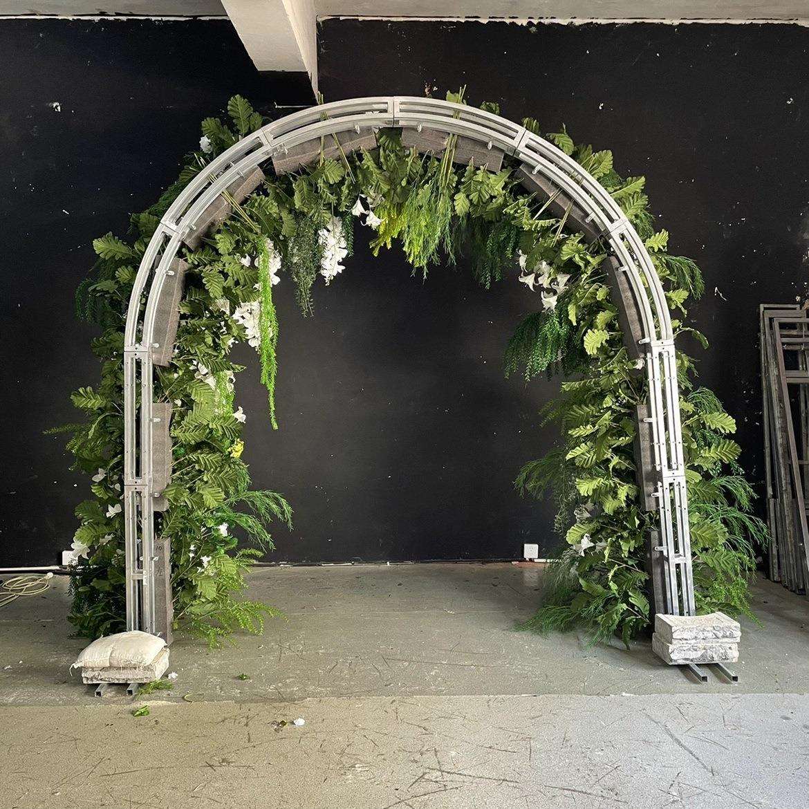 婚庆仿真花拱门桁架门婚礼花架心形牛角门户外铁艺拱门婚礼装饰门