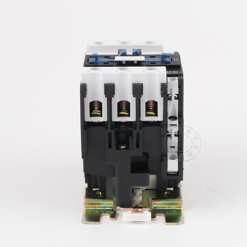 交流接触器CJX2-6511三相接触器380V 220V 65A保证银点 LC1-D65