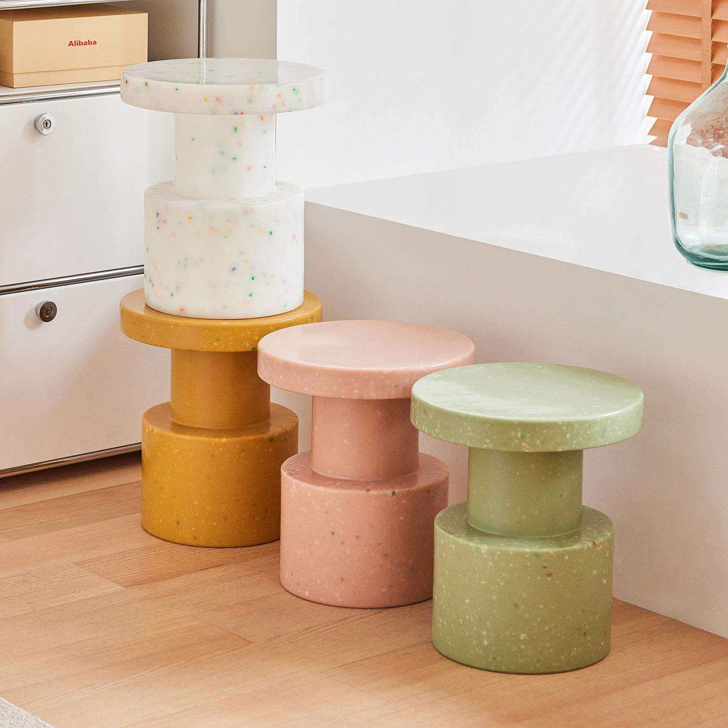 轩尼家居北欧创意小边几设计师圆形角几小户型迷你简约小圆桌圆凳