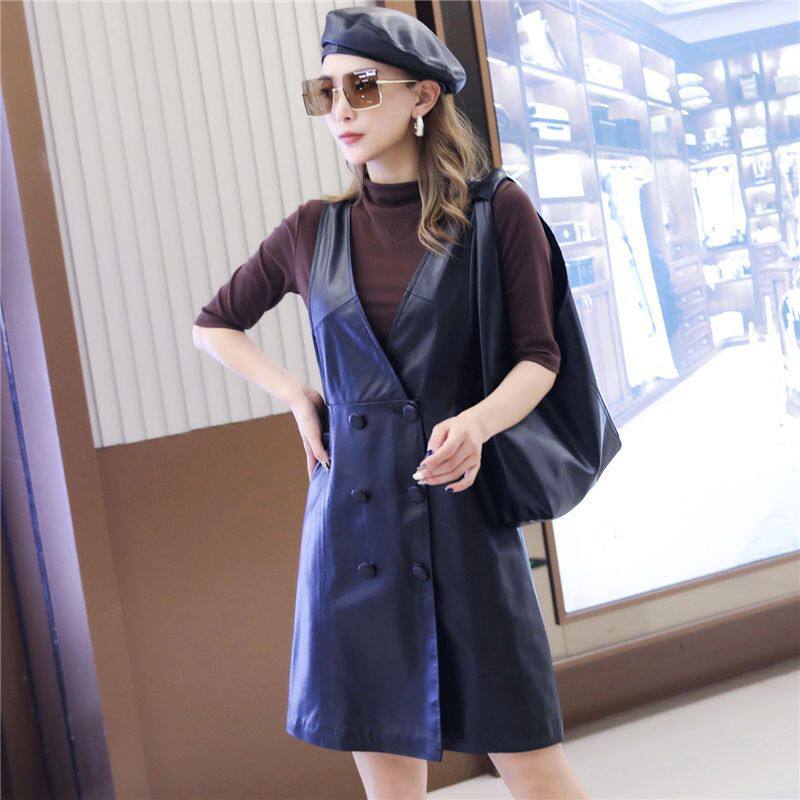 真皮连衣裙女2025秋季新款V领双排扣黑色绵羊皮中长款背心马甲裙a