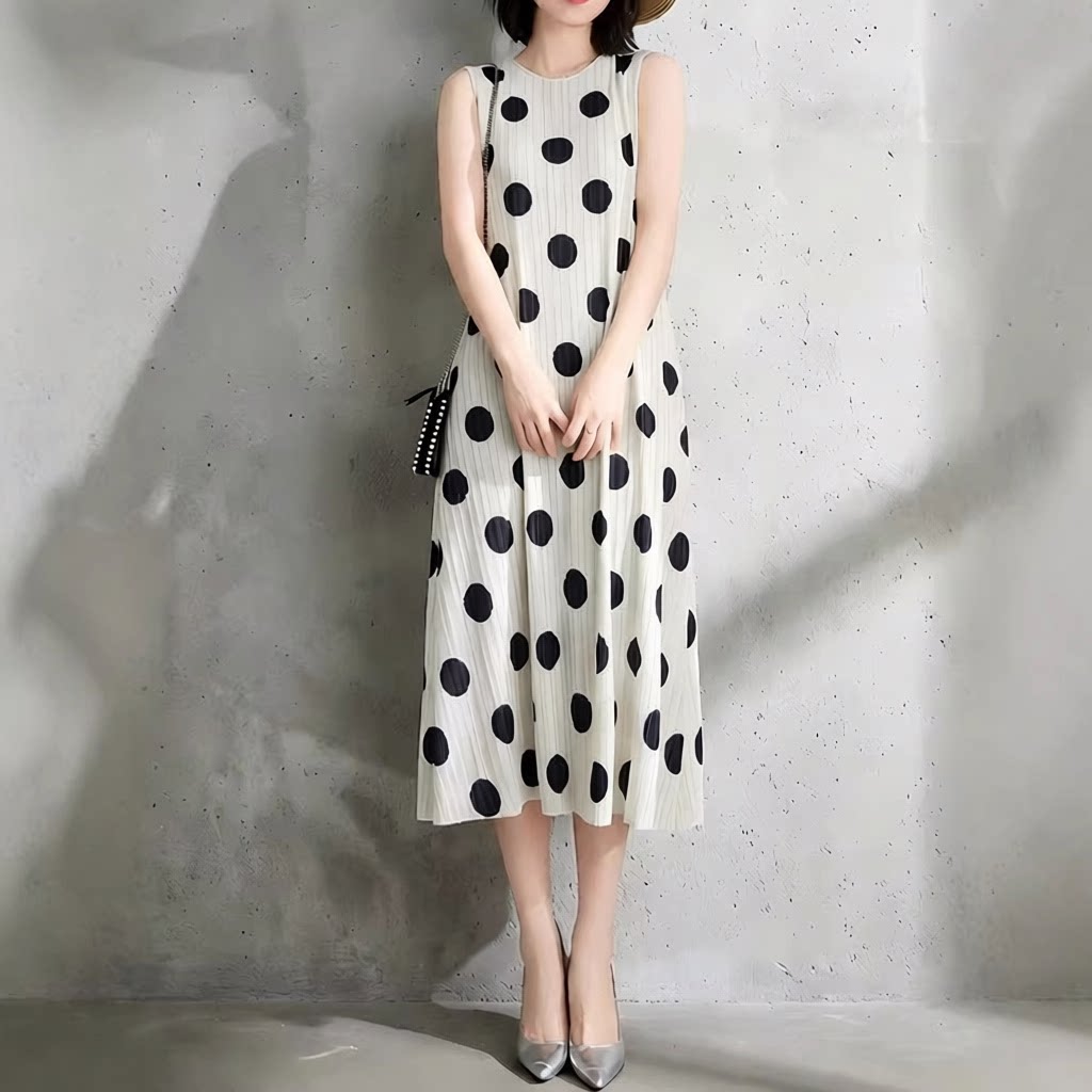 直供褶皱波点连衣裙 无袖长款圆领背心裙 三宅风显瘦百搭裙子