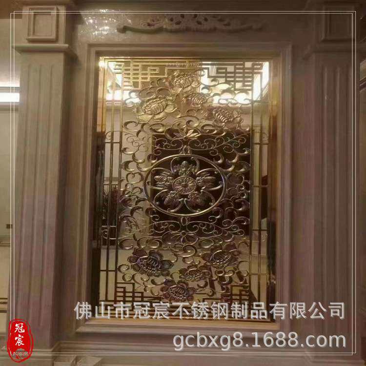 重庆别墅家装大堂装饰红古铜铝板镂空雕刻蝴蝶实物效果图