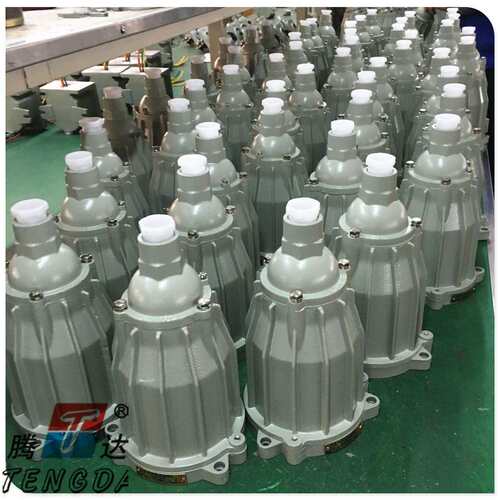 厂家供应防爆视孔灯ABSG-100 100W防爆射灯防爆灯外壳投光灯