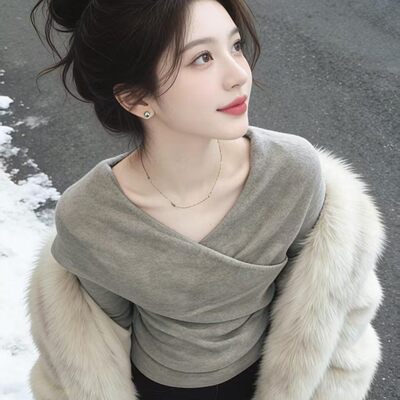 灰色辣妹风不规则V领针织