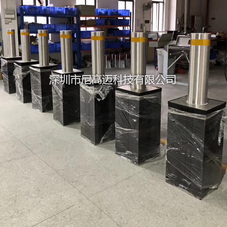 优质手动挡车伸缩路桩 工业园大门防冲撞防恐升降柱 304不锈钢柱