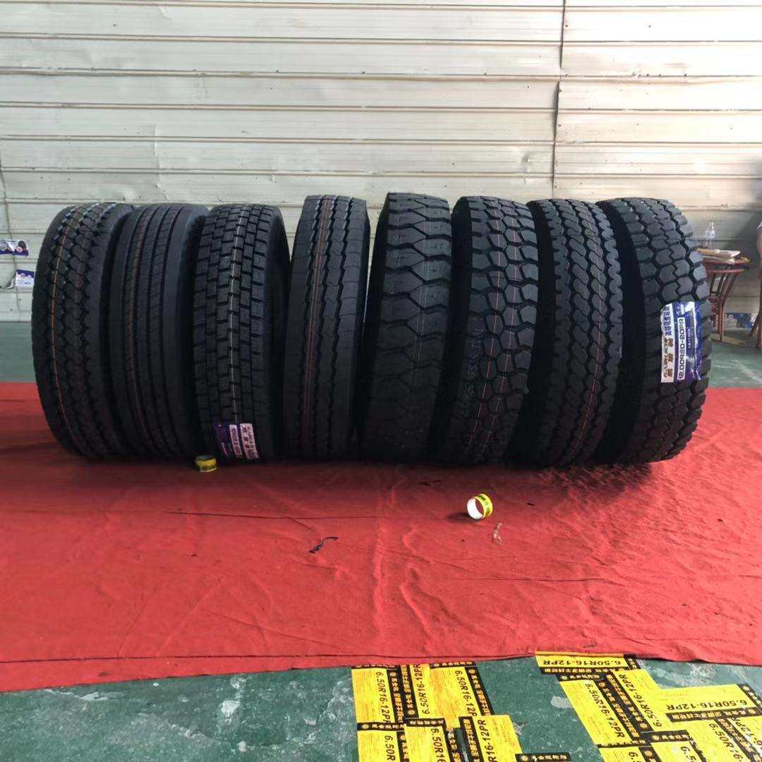 12R22.5 真空轮胎 拖挂车大货车全钢丝载重卡车轮胎 四线导向花纹