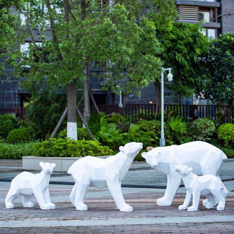 户外玻璃钢几何小鸟雕塑景区游乐园林景观冰雪世界北极熊装饰摆件