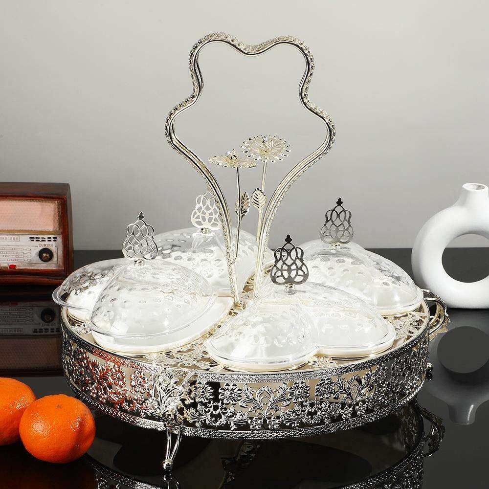 盘家用客厅银色水果盘茶几网红创意时尚铁艺四格心形带盖干果盒