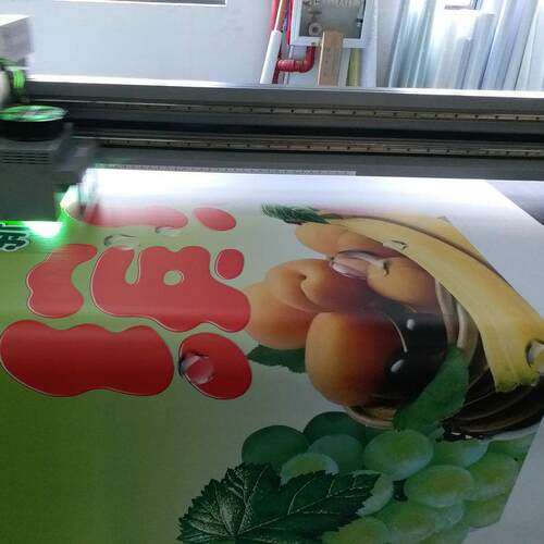 长期供应 UV3M灯箱布 UV打印 UV卷材料打印 规格齐全