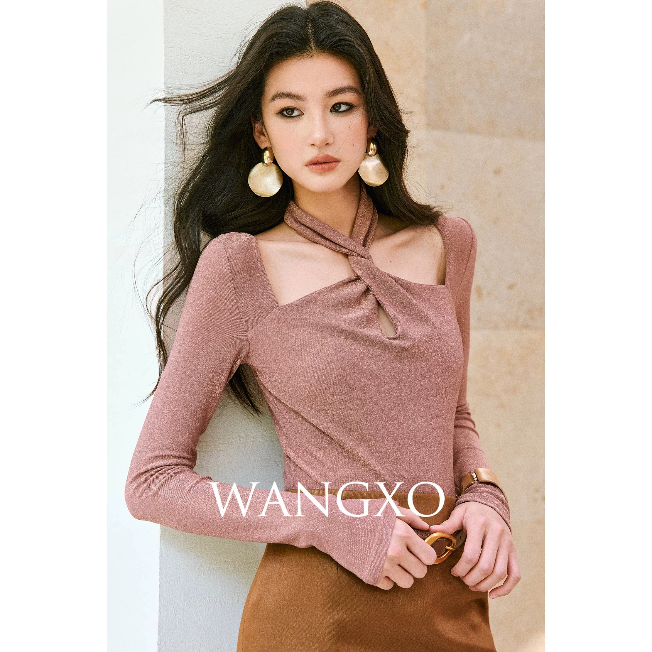 WANGXO|轻奢亮丝高弹亲肤针织|挂脖系带扭结镂空修身显瘦上衣