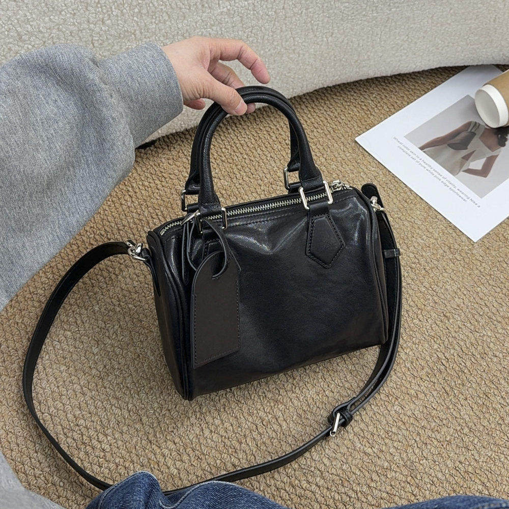 TANGFEEL头层牛皮波士顿包女手提斜挎枕头包黑色斜挎单肩通勤女包