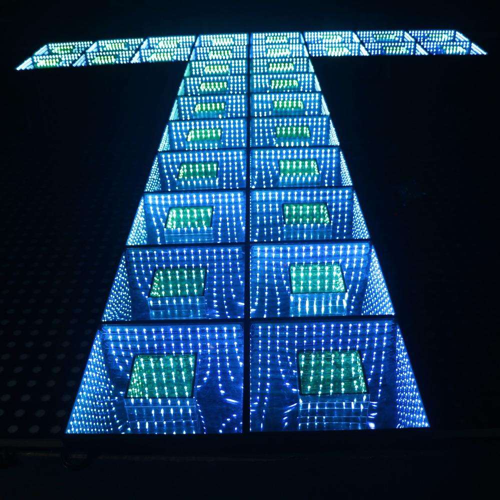 3D镜面深渊LED跳舞地板灯方形ABS底座户外防水可拼接上墙中间带框