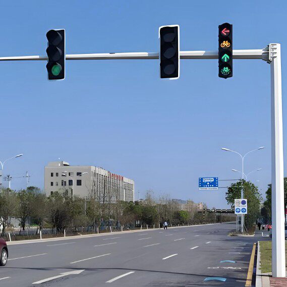信号杆悬臂式交通标志牌道路标识牌长沙厂家热镀锌护栏