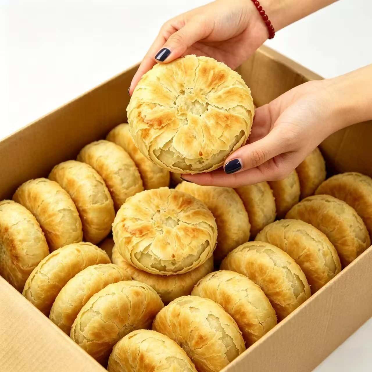 黄庄手工咸蛋黄酥皮月饼