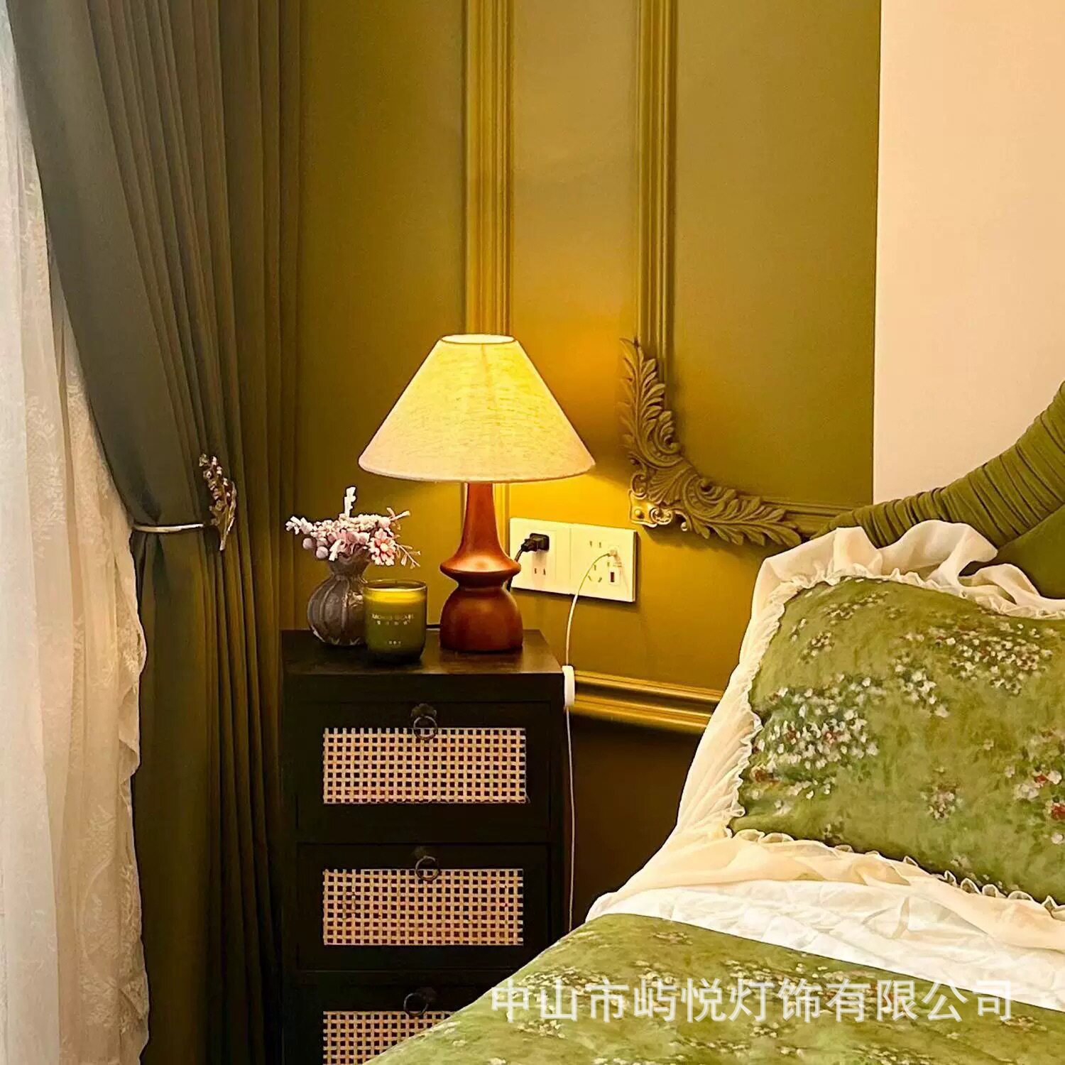 创意台灯民宿卧室装饰中古风法式美式浪漫床头灯复古风遥控调光