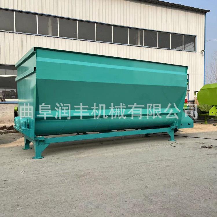 电机直连全日粮搅拌机全天定量花生秧混合机养殖场tmr青草拌料车