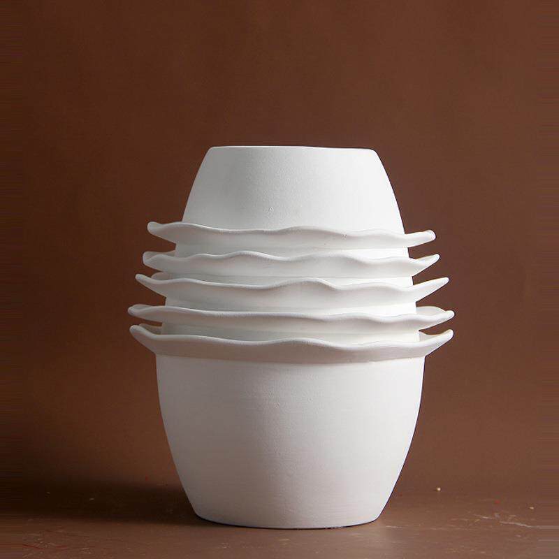 简约磨砂白陶瓷折页花瓶样板间插花器玄关餐桌软装艺术装饰品摆件