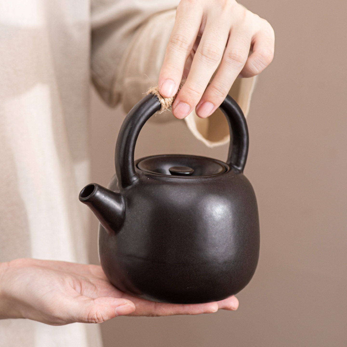 黑陶煮茶提梁壶围炉煮茶烧水壶专用壶电陶炉明火茶壶泡茶器陶瓷