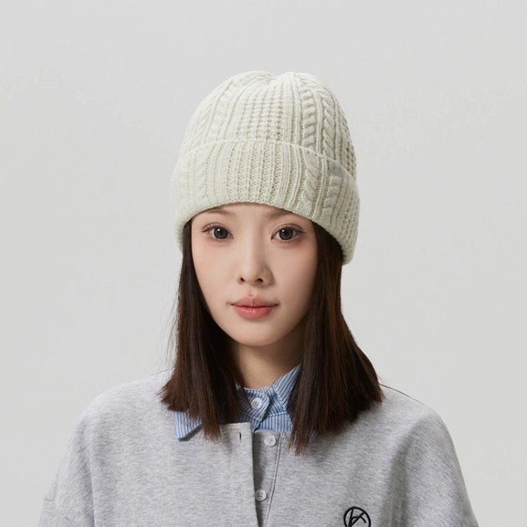 安德玛男女士帽子2025年新款时尚洋气保暖舒适绒线帽冷帽 1386639