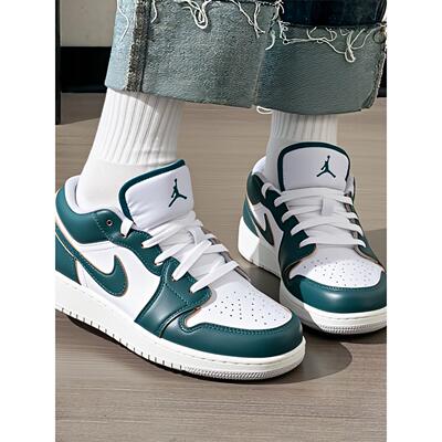 Jordan乔丹AJ1女新款运动厚底休闲防滑轻便跑步旅行篮球鞋FQ8041