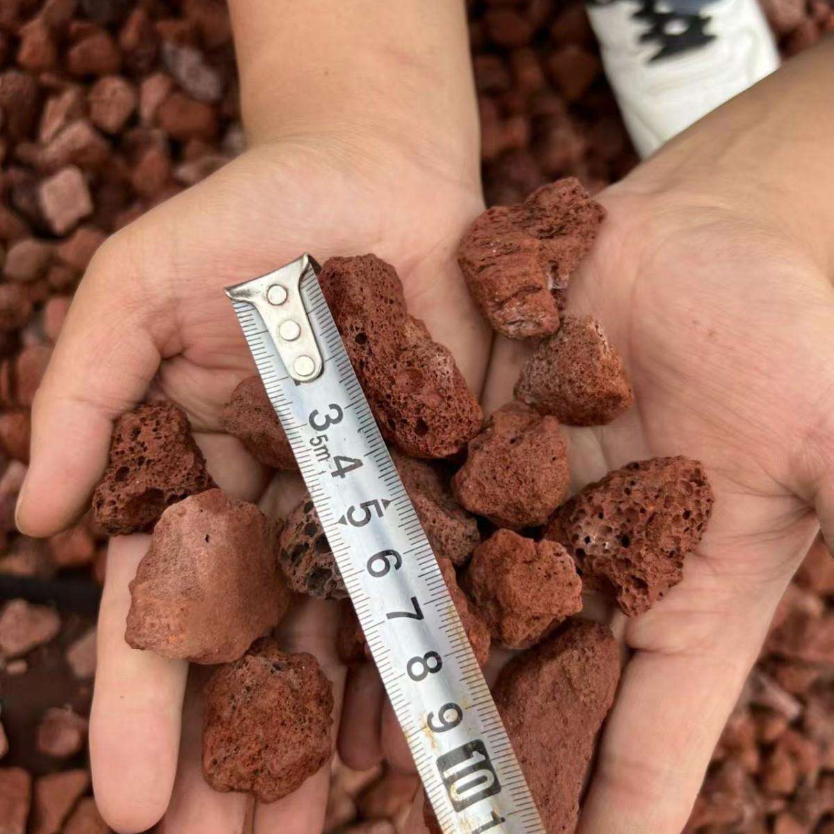 厂家精选红色火山石过滤水族鱼缸净水用红色火山石黑色火山岩