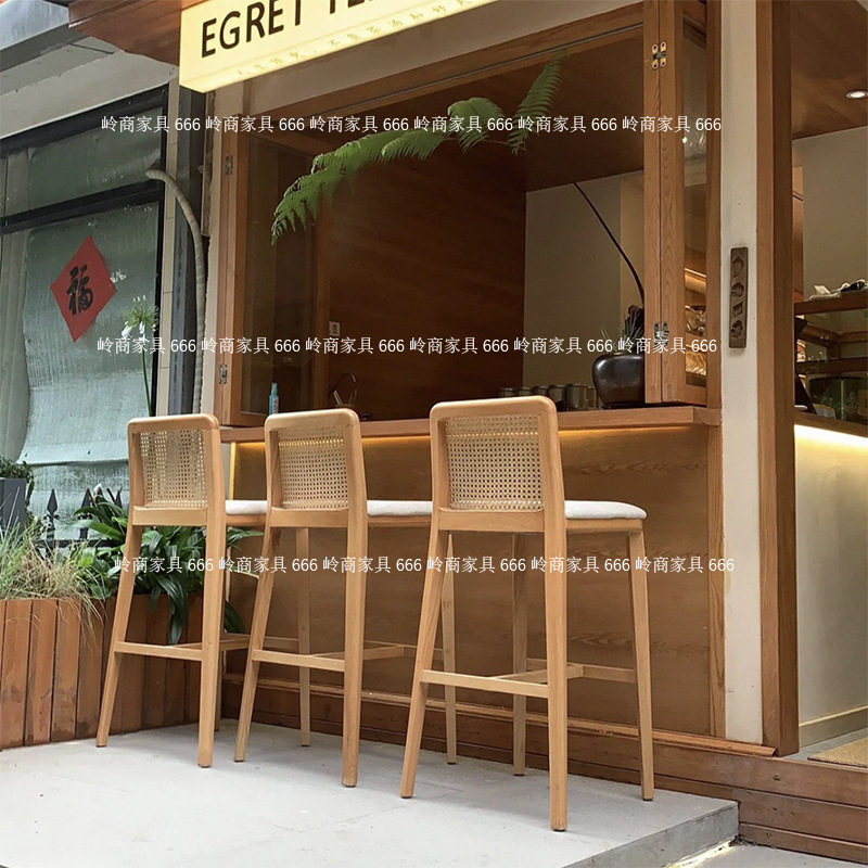 简约中式咖啡厅奶茶店前台吧台椅实木设计师款酒吧创意藤编高脚椅