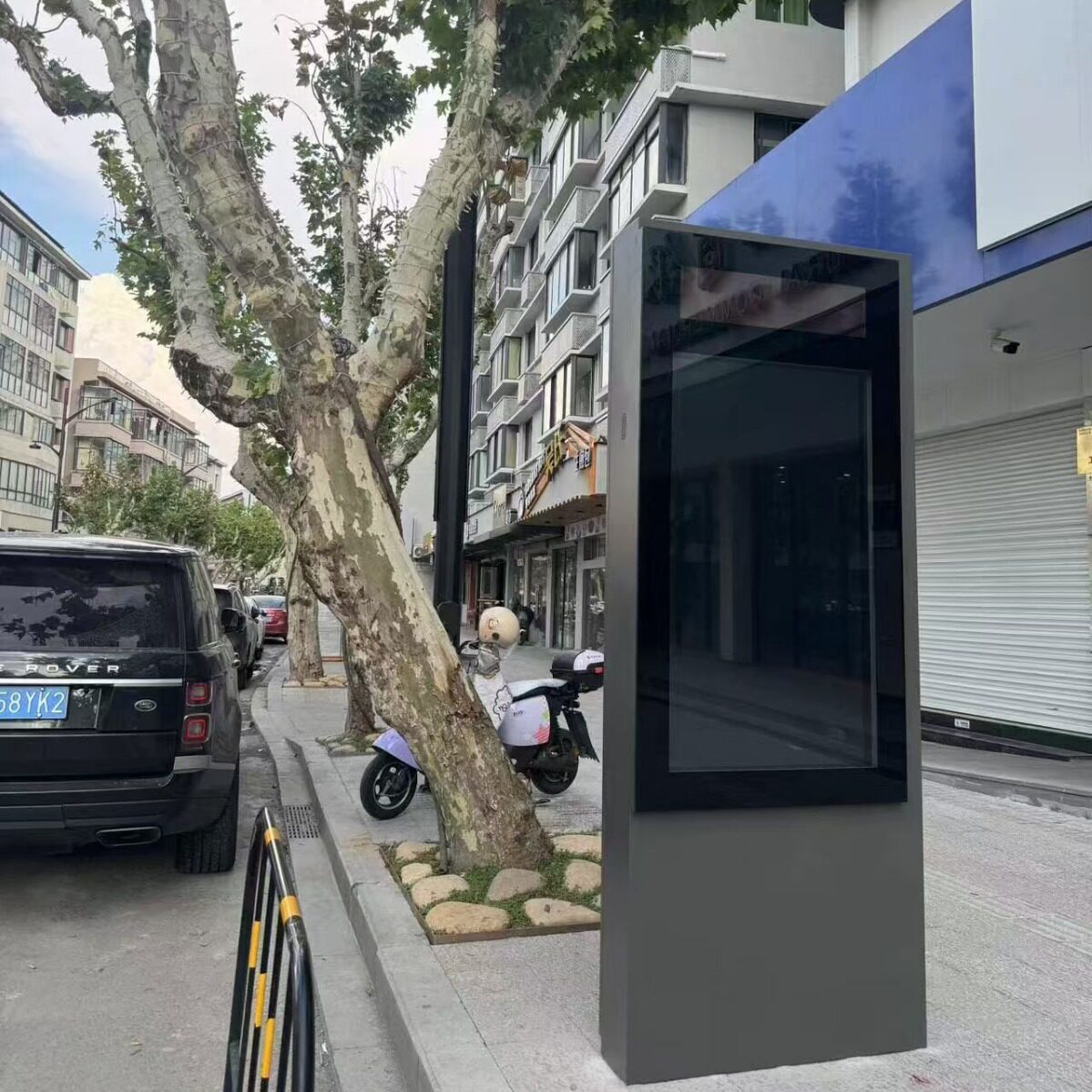 户外广告机防水防雷液晶显示屏室外广告播放一体机智能屏智能播放