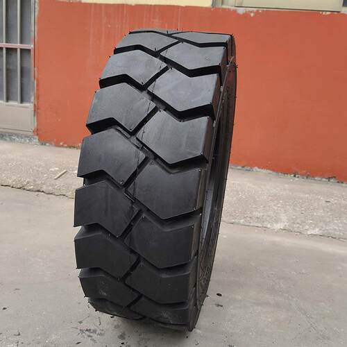 叉车轮胎28x9-15 650-10轮胎 3/3.5吨叉车充气前后轮尼龙工业轮胎